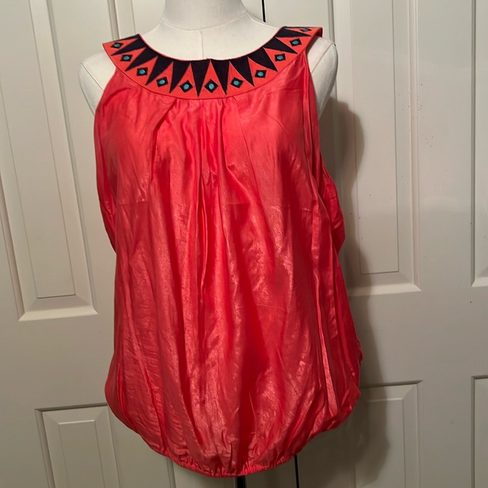 THEME top. Size M